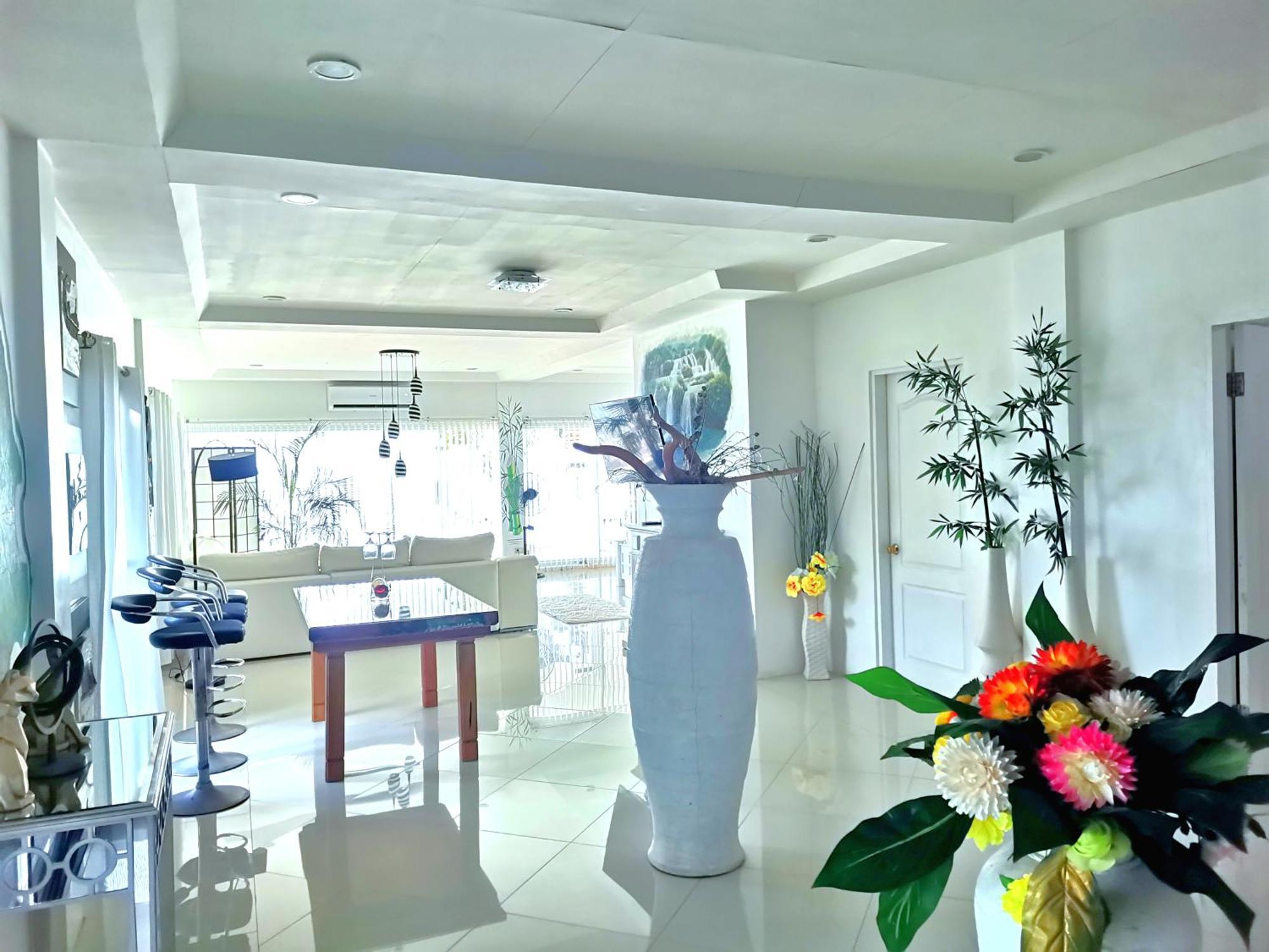 Beach Front White House Villa Maria  ภายนอก รูปภาพ
